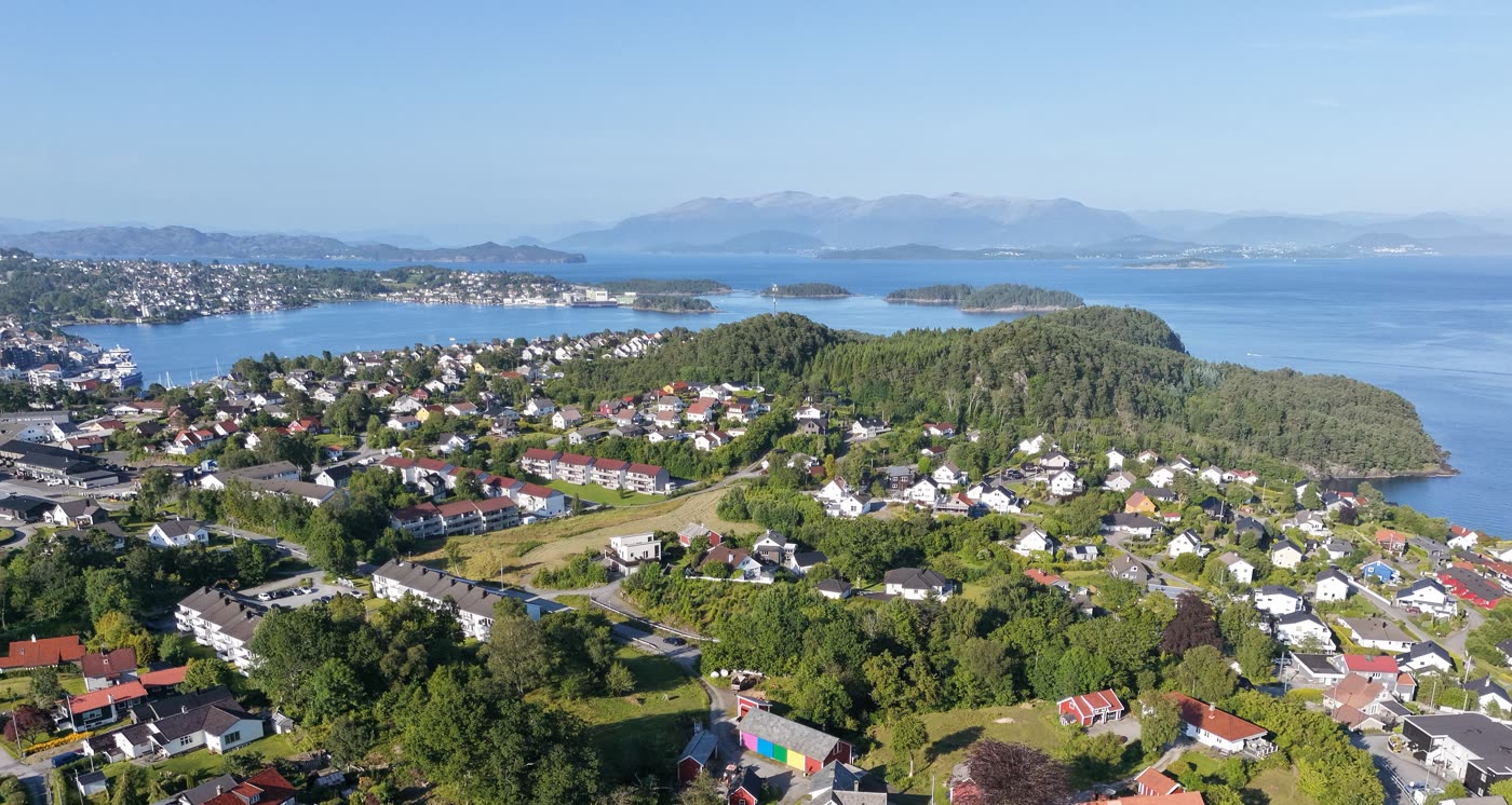 Luftfoto, utsikt over Stord og fjorden